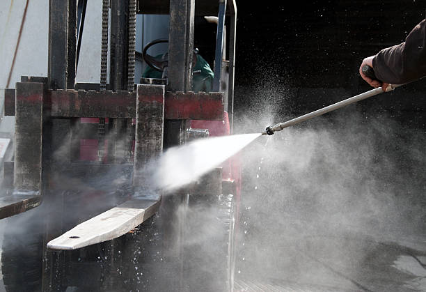 Best Oil Spill Cleanup  in Mayville, WI